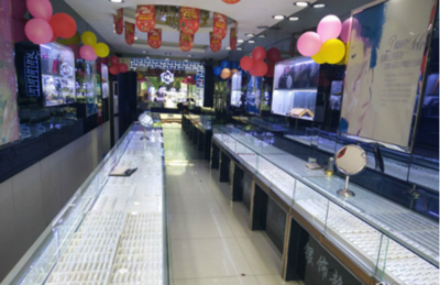 深圳坪山新區(qū)旺鋪轉(zhuǎn)讓，黃金商機(jī)不容錯(cuò)過(guò)